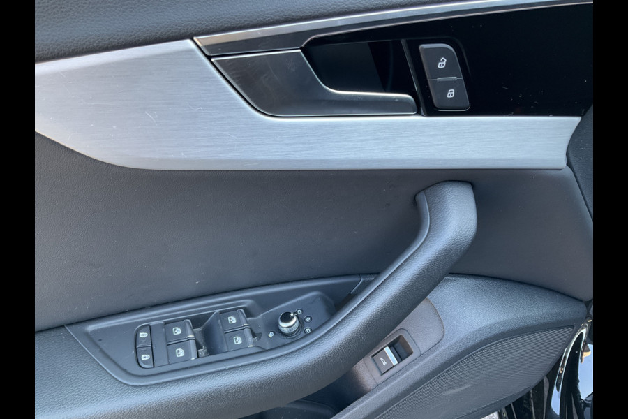 Audi A4 Avant 35 TFSI S edition Virtual Carplay Stoelverw Keyless Trekhaak Led Elek.Klep S-Line NL-Auto!