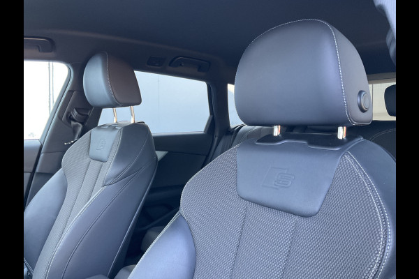 Audi A4 Avant 35 TFSI S edition Virtual Carplay Stoelverw Keyless Trekhaak Led Elek.Klep S-Line NL-Auto!