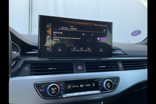 Audi A4 Avant 35 TFSI S edition Virtual Carplay Stoelverw Keyless Trekhaak Led Elek.Klep S-Line NL-Auto!