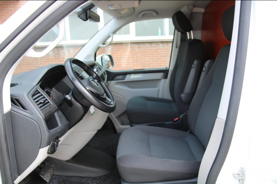 Volkswagen Transporter 2.0 TDI L1H1 Highline / 150PK Automaat / Multistuur / PDC 2x