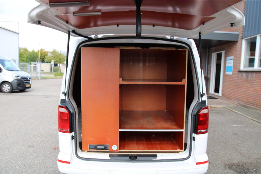 Volkswagen Transporter 2.0 TDI L1H1 Highline / 150PK Automaat / Multistuur / PDC 2x