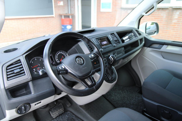 Volkswagen Transporter 2.0 TDI L1H1 Highline / 150PK Automaat / Multistuur / PDC 2x