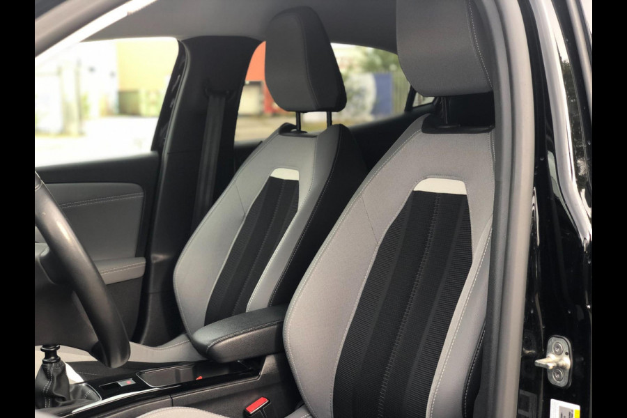Opel Mokka 1.2 Business Elegance | Virt. Cockp., Navi, Camera, Cruise, Carplay/Android, Afn. Trekh., Climate | NAP | 1e Eigenaar |