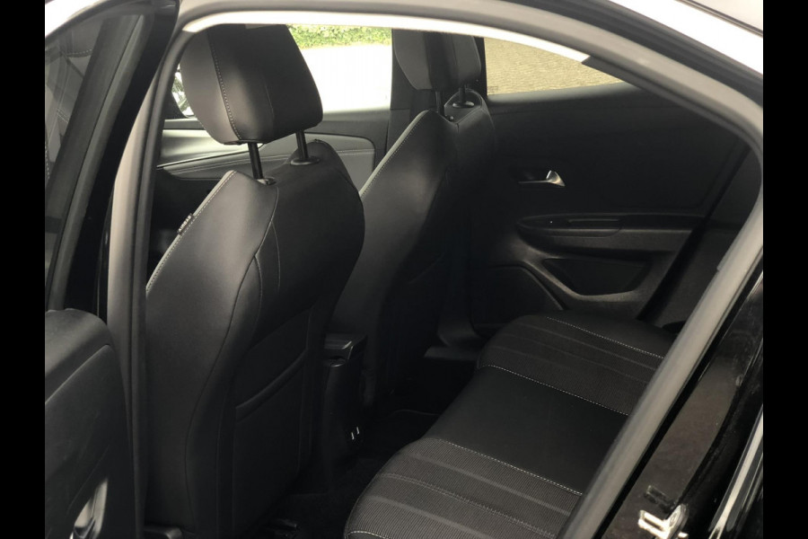 Opel Mokka 1.2 Business Elegance | Virt. Cockp., Navi, Camera, Cruise, Carplay/Android, Afn. Trekh., Climate | NAP | 1e Eigenaar |