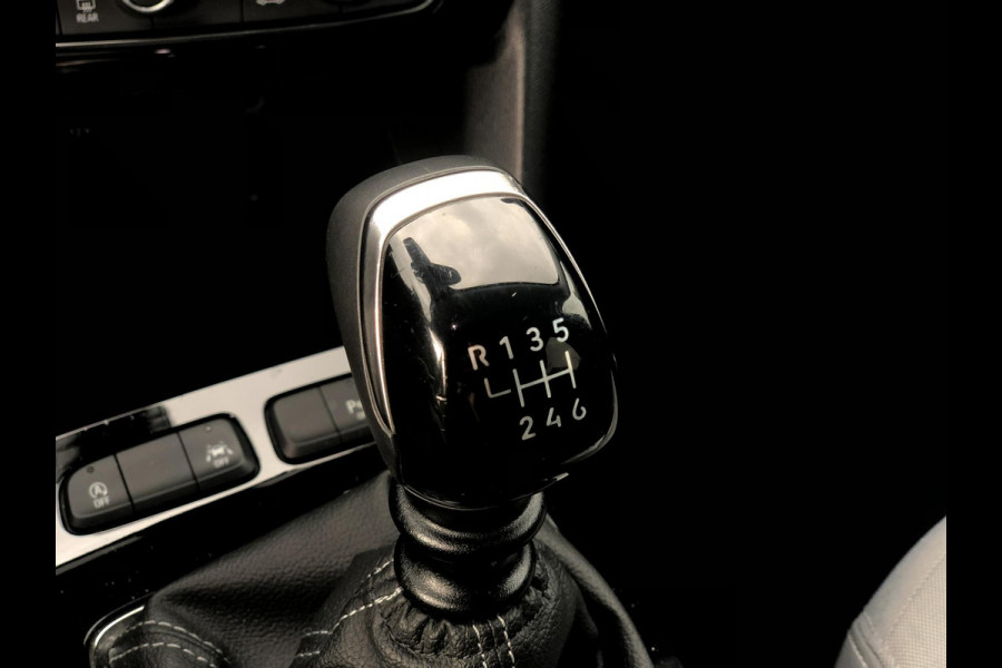 Opel Mokka 1.2 Business Elegance | Virt. Cockp., Navi, Camera, Cruise, Carplay/Android, Afn. Trekh., Climate | NAP | 1e Eigenaar |