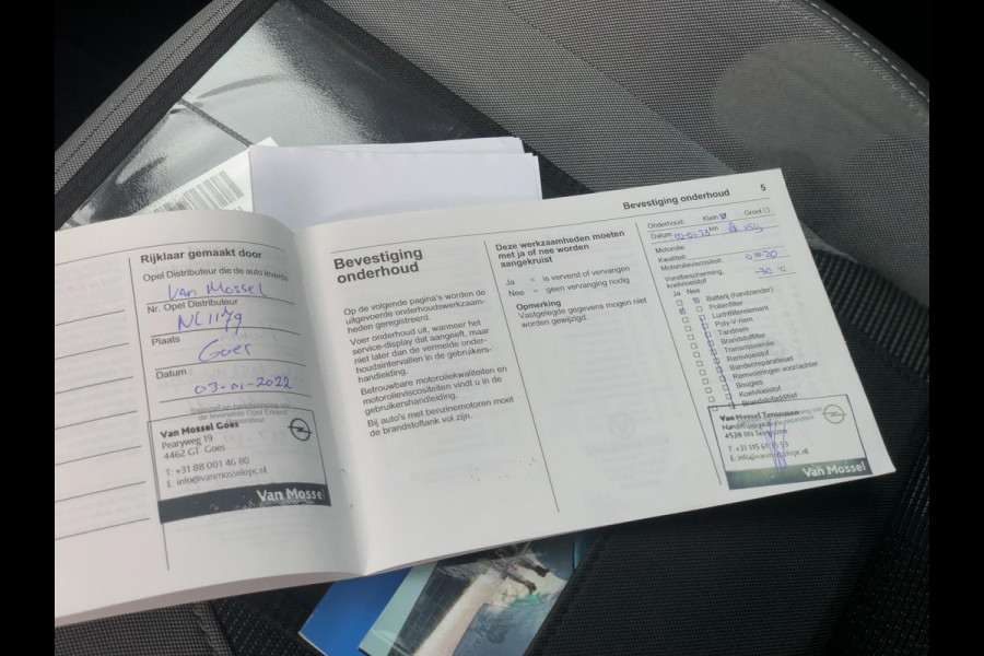 Opel Mokka 1.2 Business Elegance | Virt. Cockp., Navi, Camera, Cruise, Carplay/Android, Afn. Trekh., Climate | NAP | 1e Eigenaar |