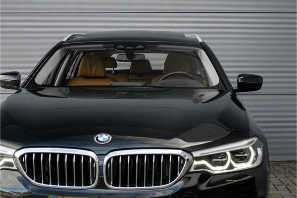 BMW 5 Serie Touring 530i xDrive High Executive Luxury Pano ACC CarPlay Camera Leder
