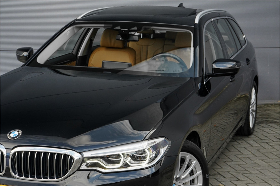 BMW 5 Serie Touring 530i xDrive High Executive Luxury Pano ACC CarPlay Camera Leder