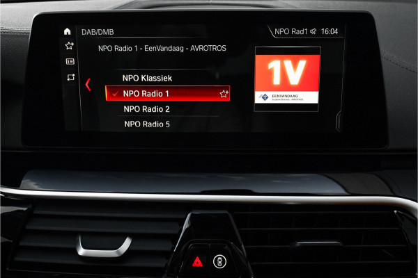 BMW 5 Serie Touring 530i xDrive High Executive Luxury Pano ACC CarPlay Camera Leder
