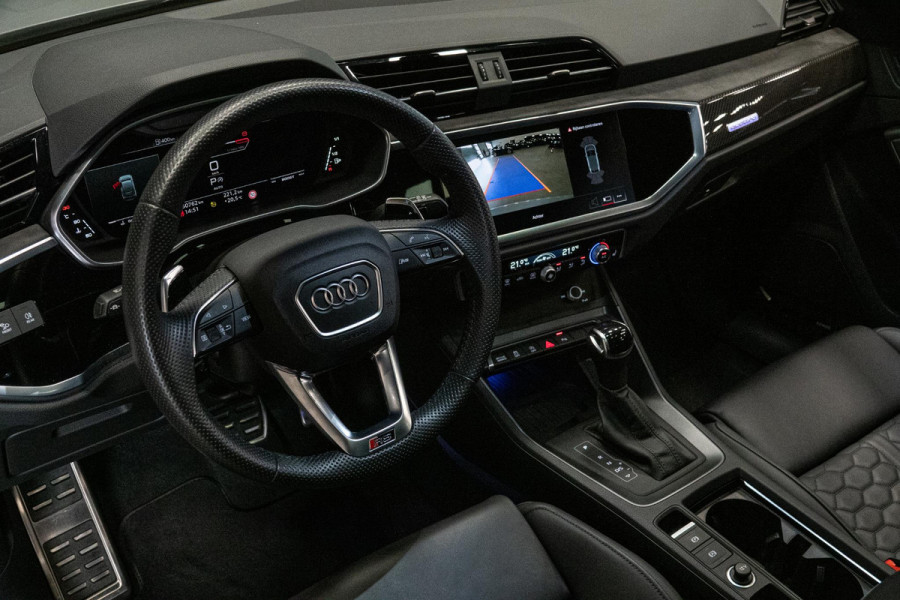 Audi Q3 Sportback TFSI RS *Nardogrijs / Panorama / Sonos / RS-Sportuitlaat / Sport-chassis*