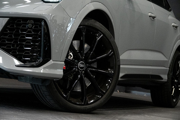 Audi Q3 Sportback TFSI RS *Nardogrijs / Panorama / Sonos / RS-Sportuitlaat / Sport-chassis*