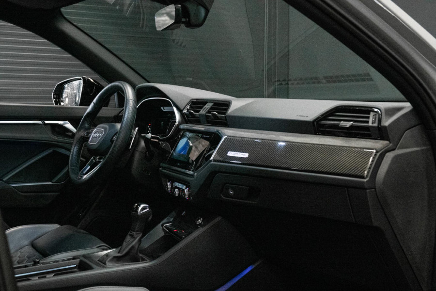 Audi Q3 Sportback TFSI RS *Nardogrijs / Panorama / Sonos / RS-Sportuitlaat / Sport-chassis*