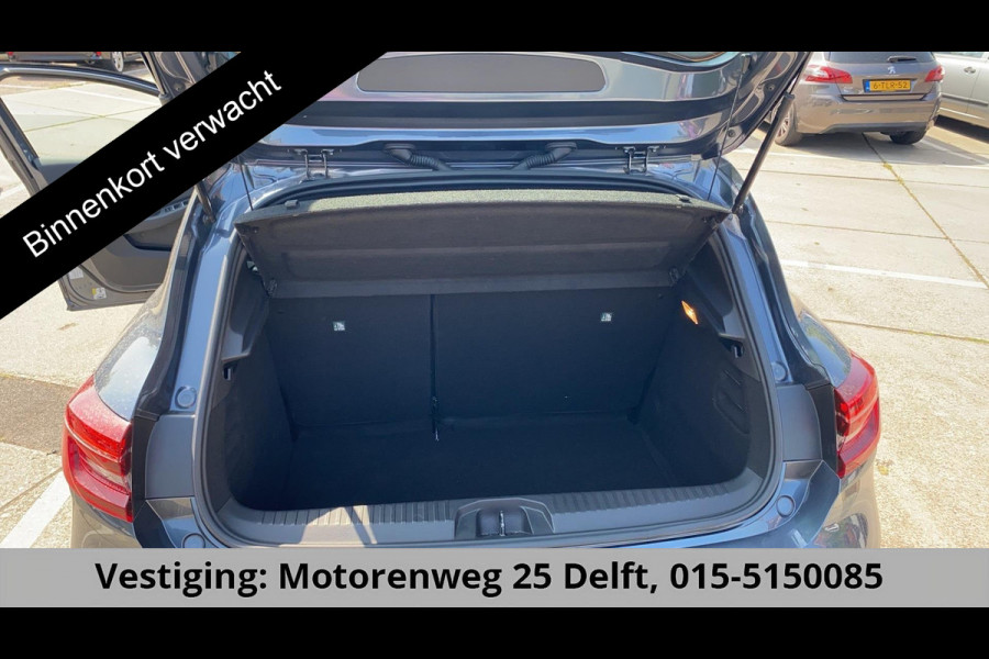 Renault Clio 1.0 TCe Intens . NAVIGATIE. 1e EIGENAAR. PARKEERSENSOREN.
