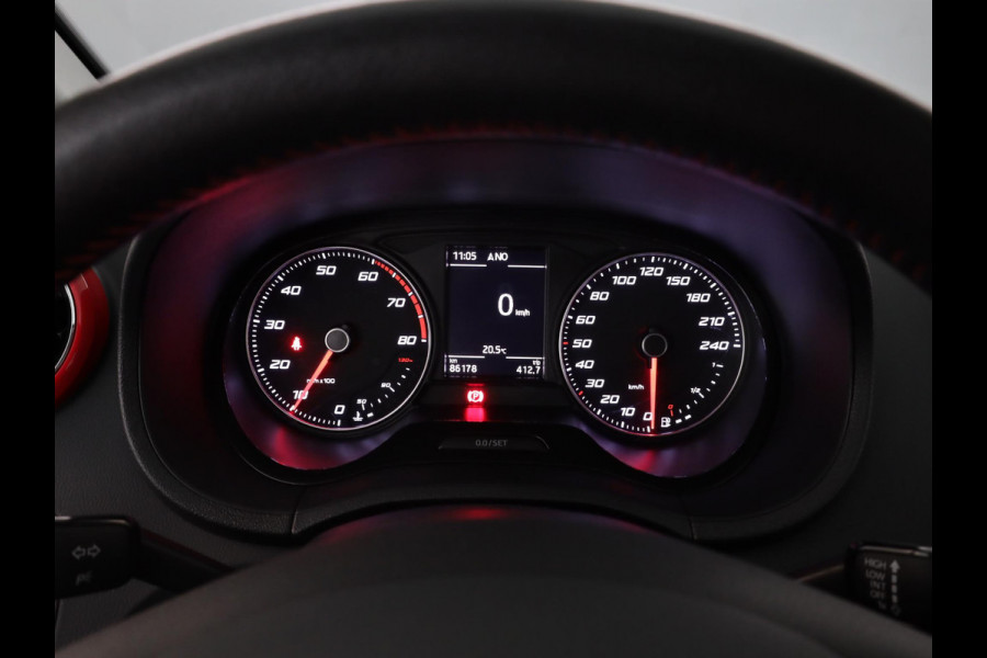 Seat Ibiza 1.0 EcoTSI FR Connect 95pk | Navigatie | Bi Xenon verlichting  |17 inch Lichtmetalen velgen  | Climatronic | extra getint glas | Seat Ibiza 1.0 EcoTSI FR Connect 95pk | Navigatie | Bi Xenon verlichting  |17 inch Lichtmetalen velgen  | Climatronic | extra getint glas |