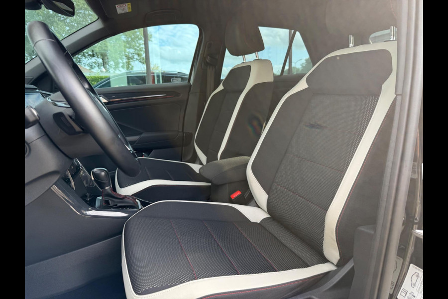 Volkswagen T-Roc 1.5 TSI Sport - Automaat - Climate - Navi - Winterpakket - Org.NL