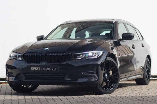 BMW 3 Serie Touring 330e xDrive | Pano | Trekhaak | Camera