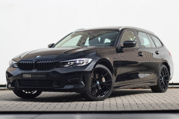 BMW 3 Serie Touring 330e xDrive | Pano | Trekhaak | Camera