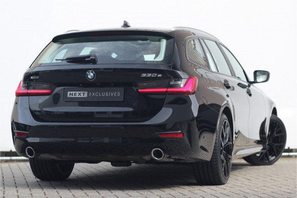 BMW 3 Serie Touring 330e xDrive | Pano | Trekhaak | Camera