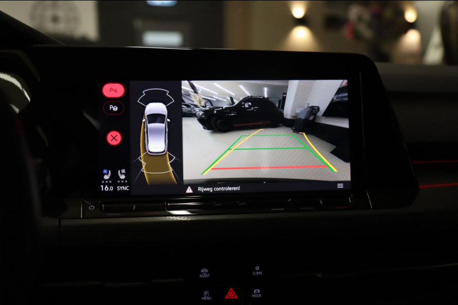 Volkswagen Golf 2.0 TSI GTI PANO/MEMORY/CARPLAY/CAM/NAVI/ VOLL