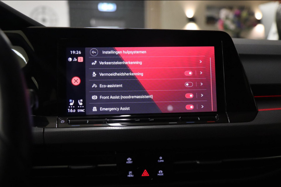 Volkswagen Golf 2.0 TSI GTI PANO/MEMORY/CARPLAY/CAM/NAVI/ VOLL