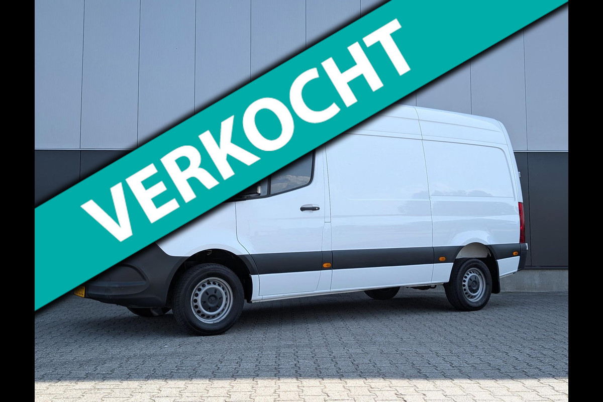 Mercedes-Benz Sprinter 314 2.2 CDI L2H2 140PK RWD CRUISE TREKHAAK CLIMATE CONTROL 3 ZITTER Mercedes-Benz Sprinter 314 2.2 CDI L2H2 140PK RWD CRUISE TREKHAAK CLIMATE CONTROL 3 ZITTER