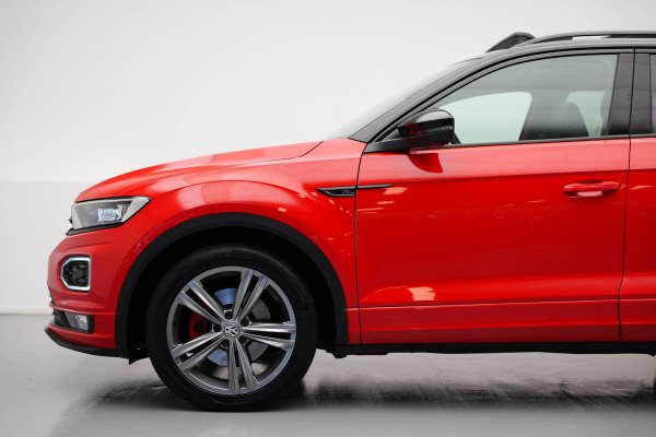 Volkswagen T-Roc 1.5 TSI Sport Business R |Pano|Camera|ACC|Dodehoek|Carplay|