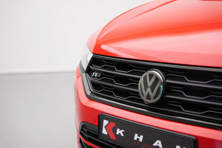 Volkswagen T-Roc 1.5 TSI Sport Business R |Pano|Camera|ACC|Dodehoek|Carplay|