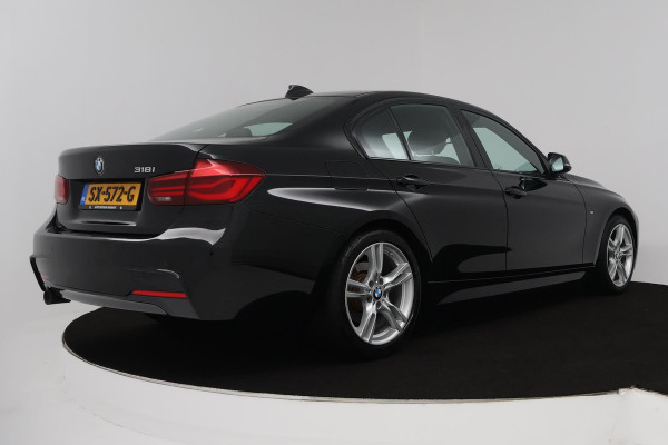 BMW 3 Serie 318i Edition M Sport Shadow Executive (STOELVERWARMING, DIGITALE COCKPIT, NAVIGATIE, LEER, DEALER ONDERHOUDEN)