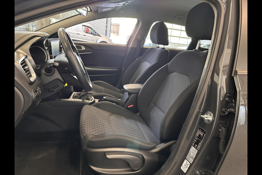 Kia Ceed Sportswagon 1.0 T-GDi ComfortLine | Navigatie | Apple Carplay/ Android Auto | Airco | Dab | Camera | Lichtmetalen Velgen