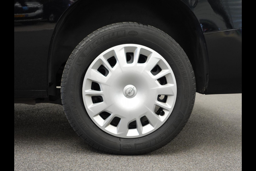 Opel Combo 130pk Automaat L2H1 Edition Navi App-connect DAB Trekhaak Imperiaal