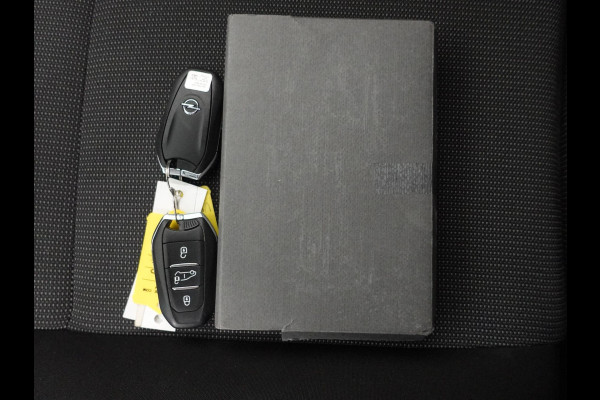 Opel Combo 130pk Automaat L2H1 Edition Navi App-connect DAB Trekhaak Imperiaal