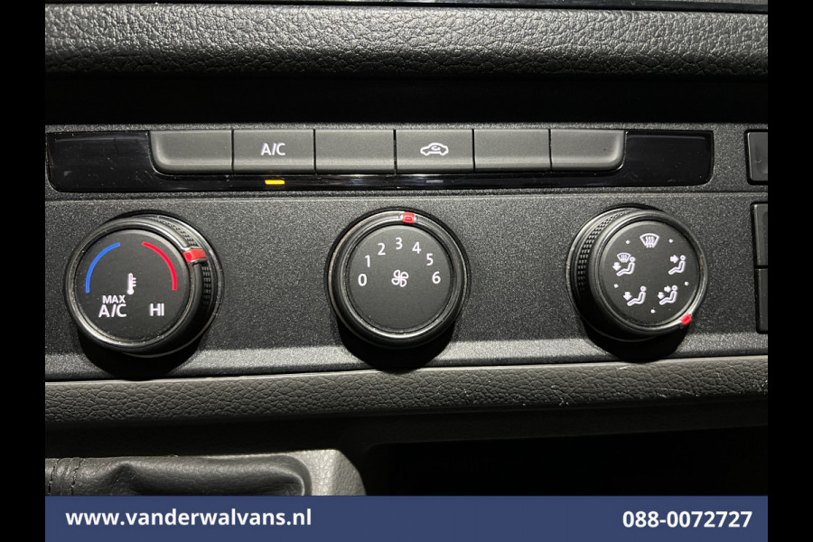 Volkswagen Crafter 2.0 TDI 141pk L3H2 L2H1 Euro6 Airco | Camera | Apple Carplay | Android Auto Bijrijdersbank, 3000kg trekvermogen
