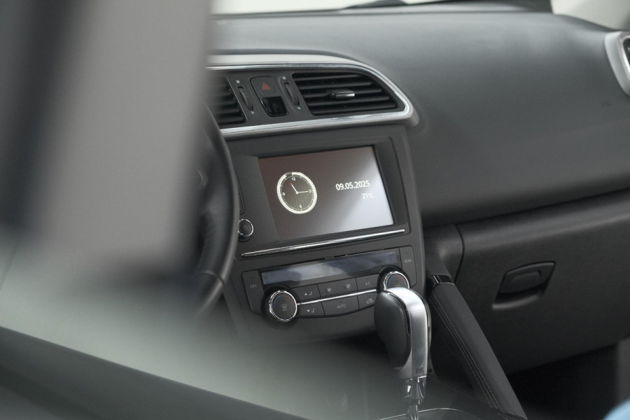 Renault Kadjar TCe 130 EDC Intens | Trekhaak | Navigatie | Parkeersensoren | Cruise Control