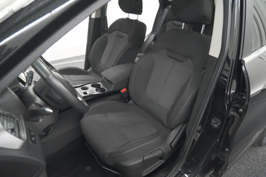 Renault Kadjar TCe 130 EDC Intens | Trekhaak | Navigatie | Parkeersensoren | Cruise Control