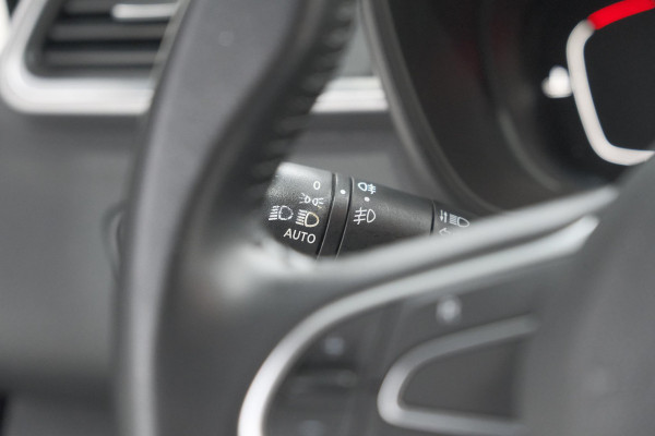 Renault Kadjar TCe 130 EDC Intens | Trekhaak | Navigatie | Parkeersensoren | Cruise Control
