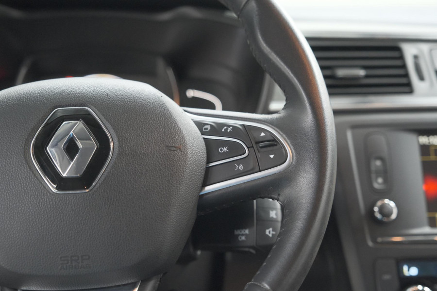 Renault Kadjar TCe 130 EDC Intens | Trekhaak | Navigatie | Parkeersensoren | Cruise Control