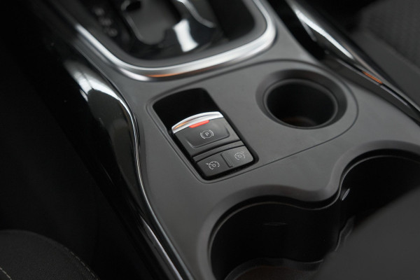 Renault Kadjar TCe 130 EDC Intens | Trekhaak | Navigatie | Parkeersensoren | Cruise Control