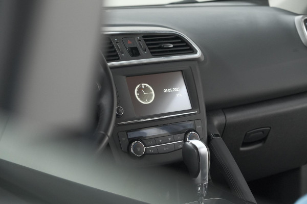 Renault Kadjar TCe 130 EDC Intens | Trekhaak | Navigatie | Parkeersensoren | Cruise Control