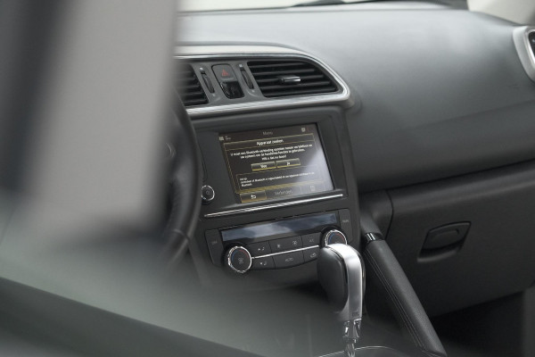Renault Kadjar TCe 130 EDC Intens | Trekhaak | Navigatie | Parkeersensoren | Cruise Control