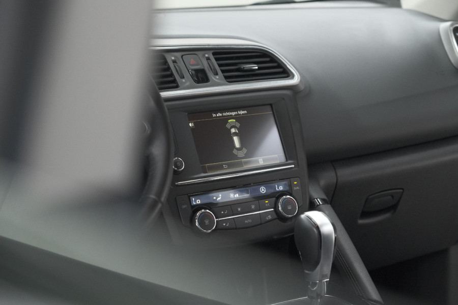 Renault Kadjar TCe 130 EDC Intens | Trekhaak | Navigatie | Parkeersensoren | Cruise Control
