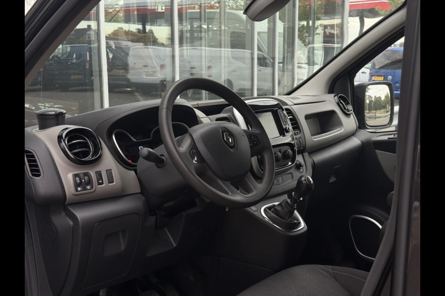 Renault Trafic 1.6 dCi T29 L2H1 DC Comfort | NL-auto | 1e Eig | Navi | Camera | Trekhaak | PDC