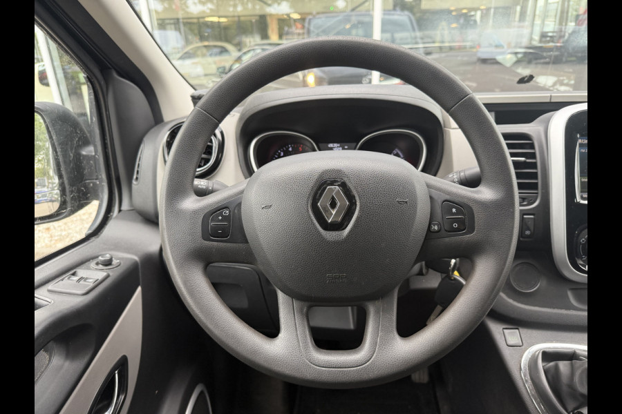 Renault Trafic 1.6 dCi T29 L2H1 DC Comfort | NL-auto | 1e Eig | Navi | Camera | Trekhaak | PDC