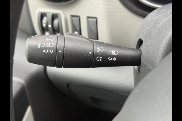 Renault Trafic 1.6 dCi T29 L2H1 DC Comfort | NL-auto | 1e Eig | Navi | Camera | Trekhaak | PDC