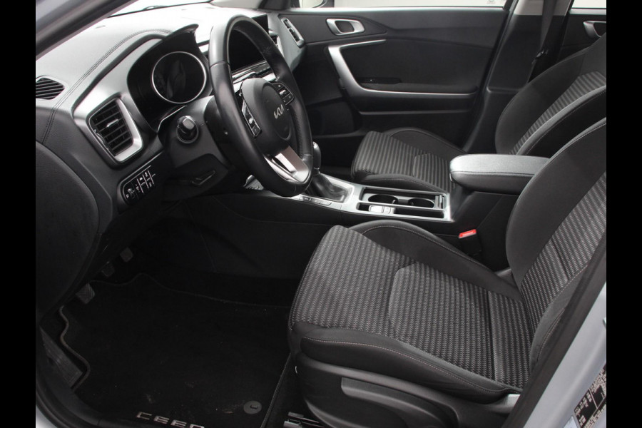 Kia Ceed Sportswagon 1.0 T-GDi 120pk DynamicLine | Navigatie | Apple Carplay / Android Auto | Camera | Parkeersensoren achter | Adaptive Cruise Control | Led | Climate Control