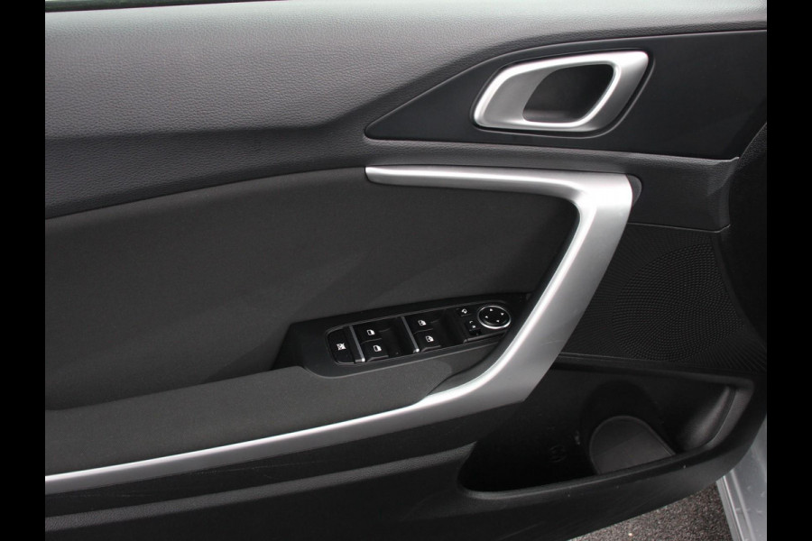 Kia Ceed Sportswagon 1.0 T-GDi 120pk DynamicLine | Navigatie | Apple Carplay / Android Auto | Camera | Parkeersensoren achter | Adaptive Cruise Control | Led | Climate Control