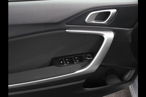 Kia Ceed Sportswagon 1.0 T-GDi 120pk DynamicLine | Navigatie | Apple Carplay / Android Auto | Camera | Parkeersensoren achter | Adaptive Cruise Control | Led | Climate Control
