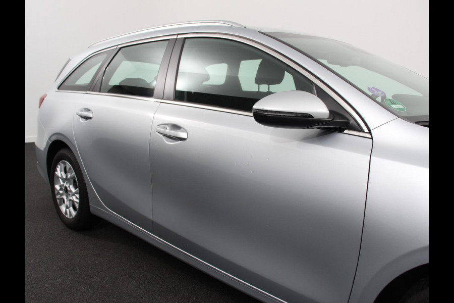 Kia Ceed Sportswagon 1.0 T-GDi 120pk DynamicLine | Navigatie | Apple Carplay / Android Auto | Camera | Parkeersensoren achter | Adaptive Cruise Control | Led | Climate Control