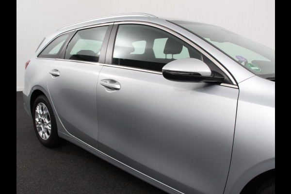 Kia Ceed Sportswagon 1.0 T-GDi 120pk DynamicLine | Navigatie | Apple Carplay / Android Auto | Camera | Parkeersensoren achter | Adaptive Cruise Control | Led | Climate Control