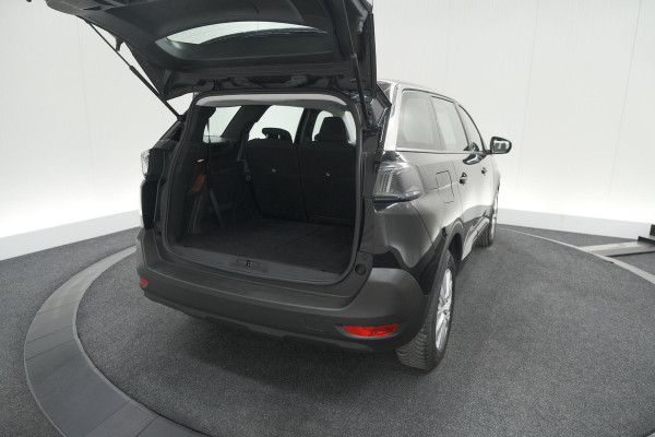 Peugeot 5008 PureTech 130 EAT8 Active | 7 Zitplaatsen | Camera | Navigatie | Apple Carplay | Parkeersensoren