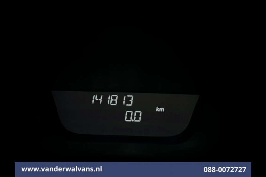 Renault Trafic 1.6 dCi L1H1 Euro6 Airco | Navigatie | Cruisecontrol | Trekhaak | Parkeersensoren Bijrijdersbank